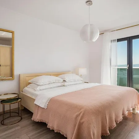 Allegra With 32msq Heated Pool, 300m Far From Sandy Beaches, Open Sea View Villa *