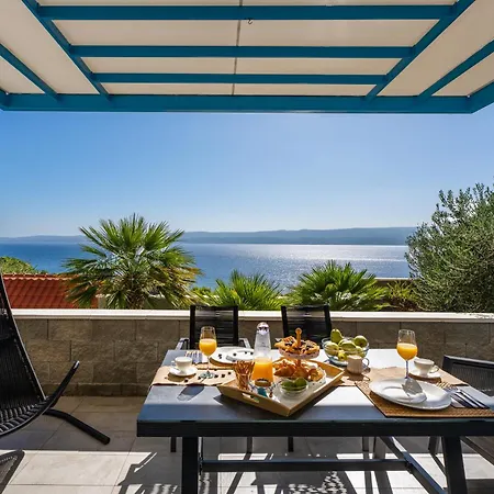 Allegra With 32msq Heated Pool, 300m Far From Sandy Beaches, Open Sea View Villa Omiš