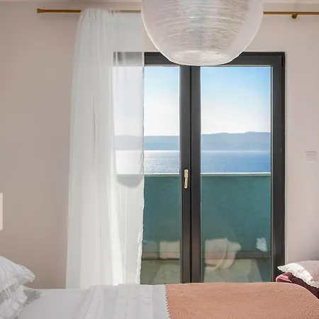 Allegra With 32msq Heated Pool, 300m Far From Sandy Beaches, Open Sea View *
